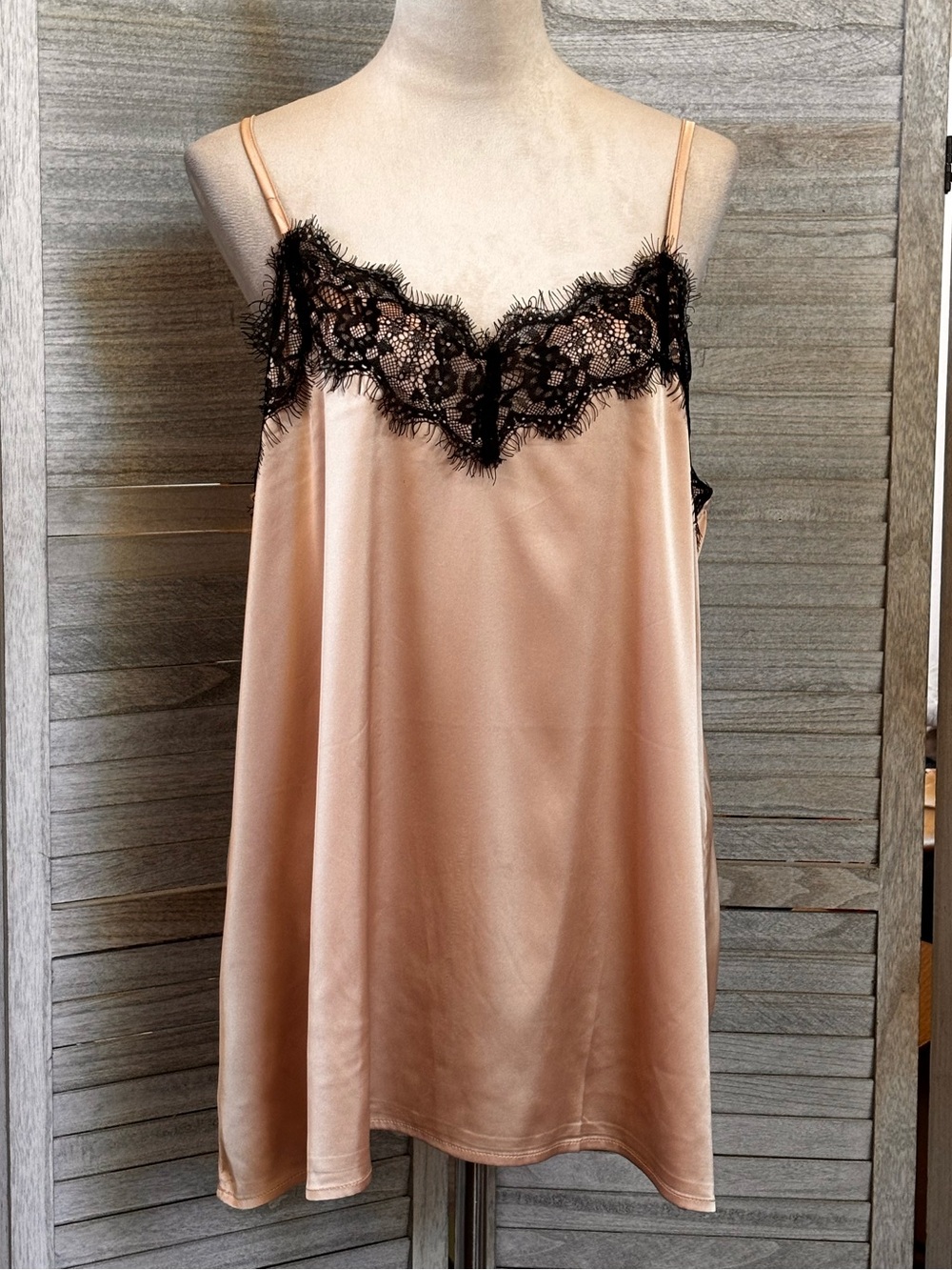 Chic Ivory Satin & Black Lace Camisole Soft & Shiny Plus Size 2X